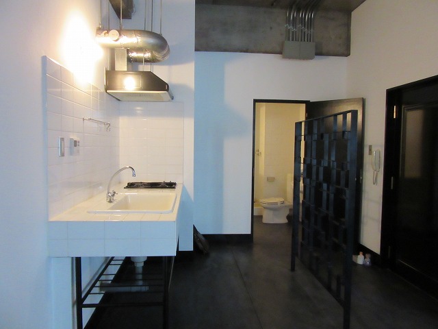 鎗屋アパートメント 大阪市中央区鎗屋町1 4 1 の物件情報 大阪のデザイナーズ リノベーションなどのこだわり賃貸マンションはオヘヤバル