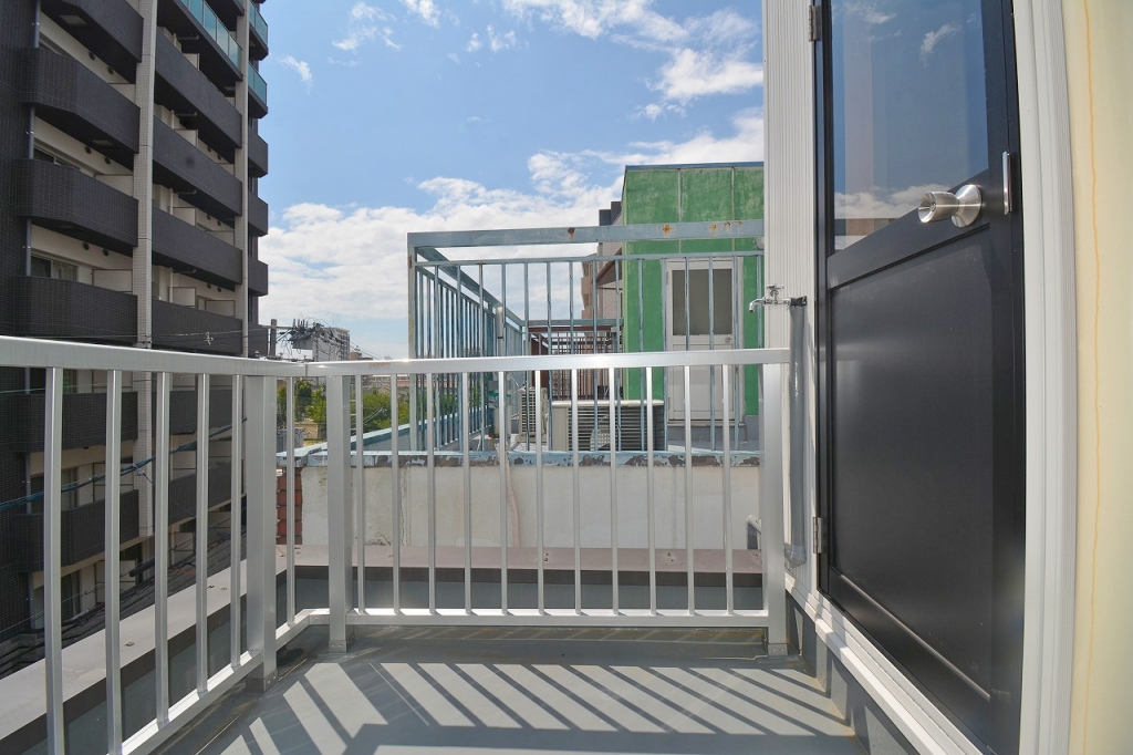 恵美須西2丁目戸建て 大阪市浪速区恵美須西2丁目10 6 の物件情報 大阪のデザイナーズ リノベーションなどのこだわり賃貸マンションはオヘヤバル